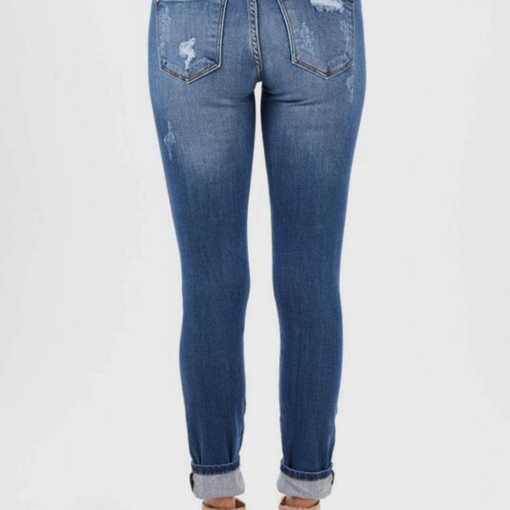Judy Blue Soft Stretchy Denim with Leopard patched - Picture 5 of 7